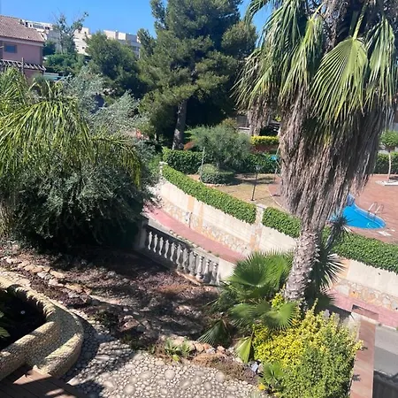 Villa Con Piscina *