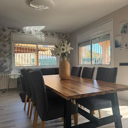 Con Piscina Villa El Vendrell