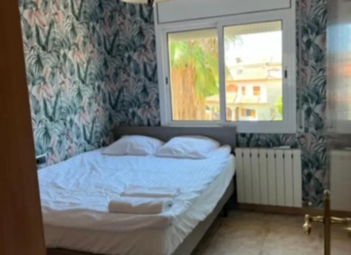 Villa Con Piscina *