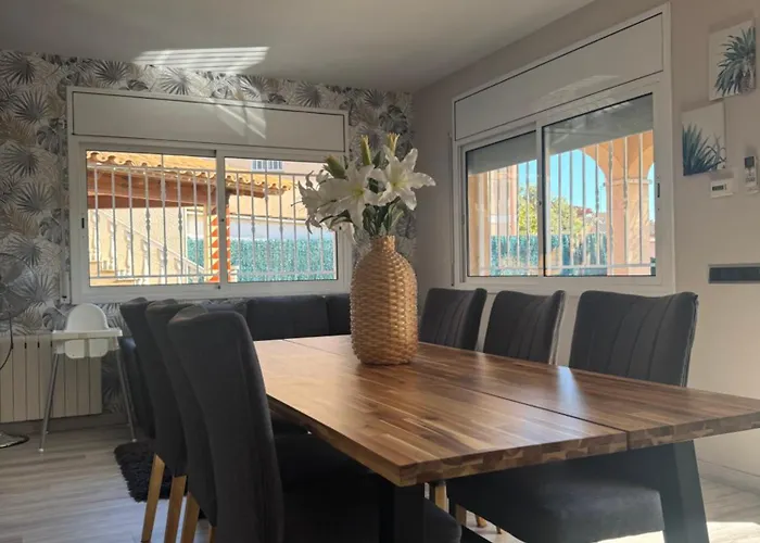 Con Piscina Villa El Vendrell