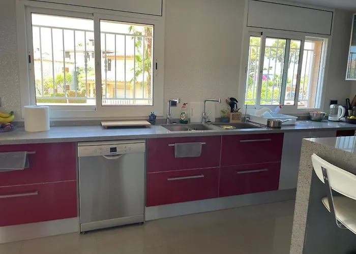 Villa Con Piscina